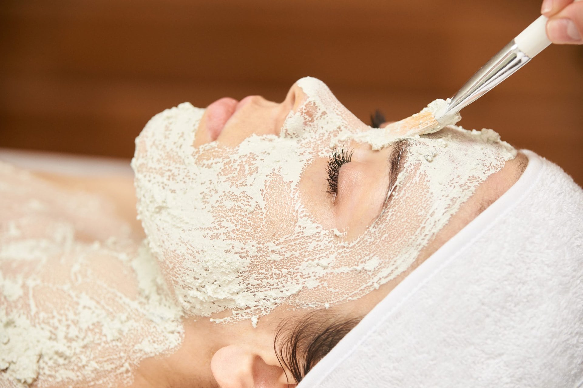 Chemic,facial,peel,mask.,cosmetology,acne,treatment.,young,girl,at